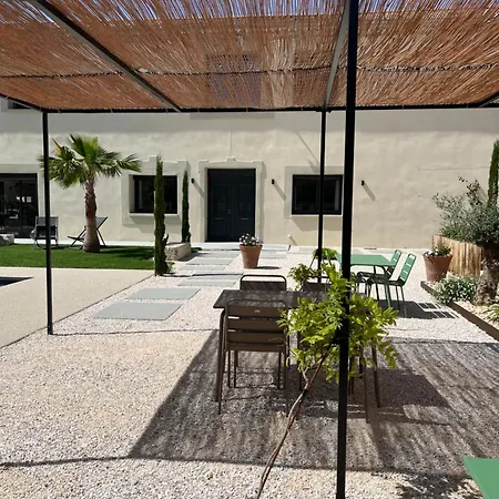 Le Chai Guest house *